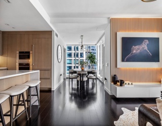 150 Seaport Blvd, Boston, Massachusetts, 2 Bedrooms Bedrooms, 6 Rooms Rooms,2.5 BathroomsBathrooms,Residential Lease,For Rent,Seaport Blvd,73455807