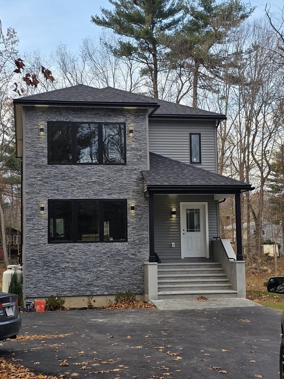 9 Trues Pkwy, Sandown, New Hampshire, 2 Bedrooms Bedrooms, 8 Rooms Rooms,1.5 BathroomsBathrooms,Residential,For Sale,Trues Pkwy,73455768