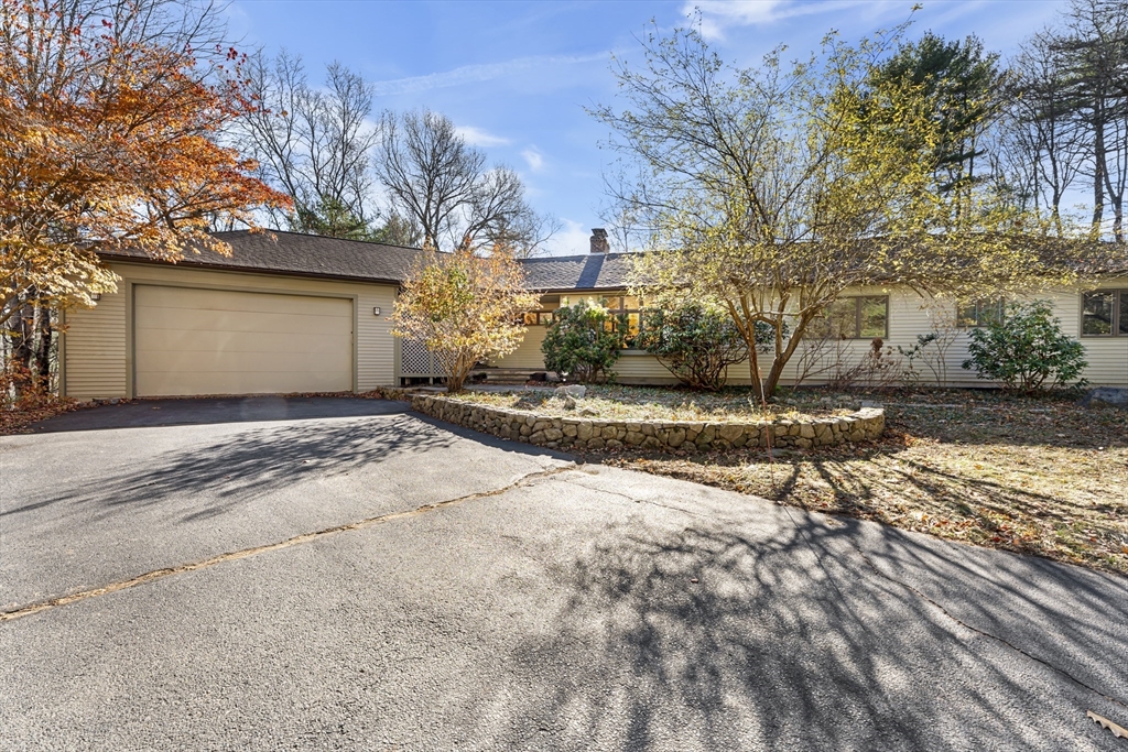 84 Davison Dr., Lincoln, Massachusetts, 5 Bedrooms Bedrooms, 10 Rooms Rooms,6.5 BathroomsBathrooms,Residential,For Sale,Davison Dr.,73456509