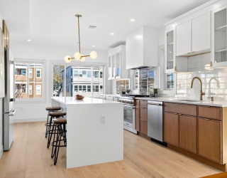 202 Powder House Blvd, Somerville, Massachusetts, 3 Bedrooms Bedrooms, 7 Rooms Rooms,3.5 BathroomsBathrooms,Residential,For Sale,Powder House Blvd,73456897