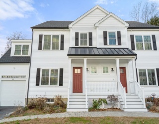 93 Providence St, Mendon, Massachusetts, 3 Bedrooms Bedrooms, 7 Rooms Rooms,2.5 BathroomsBathrooms,Residential,For Sale,Providence St,73456945