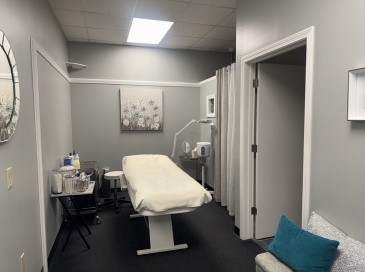 132 S Main St, Acushnet, Massachusetts, ,Commercial Lease,For Rent,S Main St,73456787