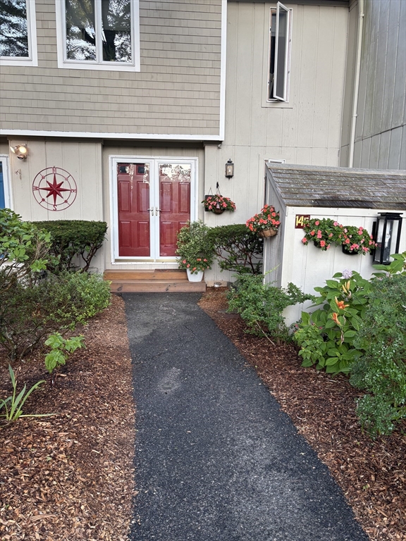 300 Buck Island Rd, Yarmouth, Massachusetts, 2 Bedrooms Bedrooms, 4 Rooms Rooms,2.5 BathroomsBathrooms,Residential,For Sale,Buck Island Rd,73456893