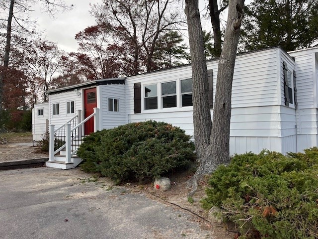 87 Great Hill Drive, Wareham, Massachusetts, 2 Bedrooms Bedrooms, 5 Rooms Rooms,1 BathroomBathrooms,Residential,For Sale,Great Hill Drive,73457138