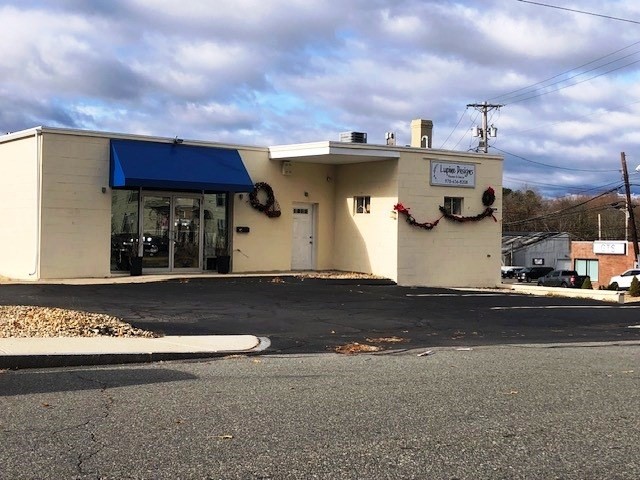 1095R Lakeview Avenue, Dracut, Massachusetts, ,Commercial Lease,For Rent,Lakeview Avenue,73457044