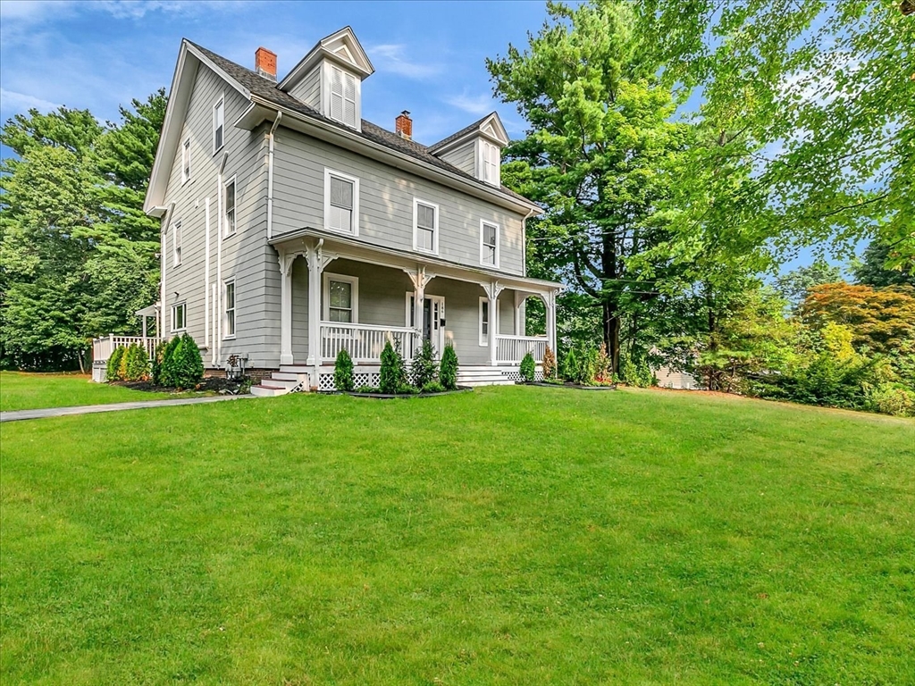 186 Main St, Wayland, Massachusetts, 8 Bedrooms Bedrooms, 12 Rooms Rooms,3 BathroomsBathrooms,Residential Income,For Sale,Main St,73427993