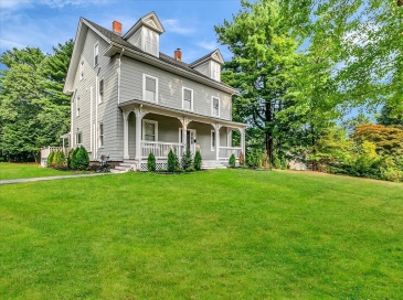 186 Main St, Wayland, Massachusetts, 8 Bedrooms Bedrooms, 12 Rooms Rooms,3 BathroomsBathrooms,Residential Income,For Sale,Main St,73427993