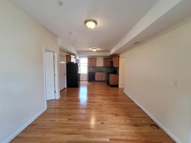 63 Johnson St, Lynn, Massachusetts, 3 Bedrooms Bedrooms, 5 Rooms Rooms,1 BathroomBathrooms,Residential Lease,For Rent,Johnson St,73457380