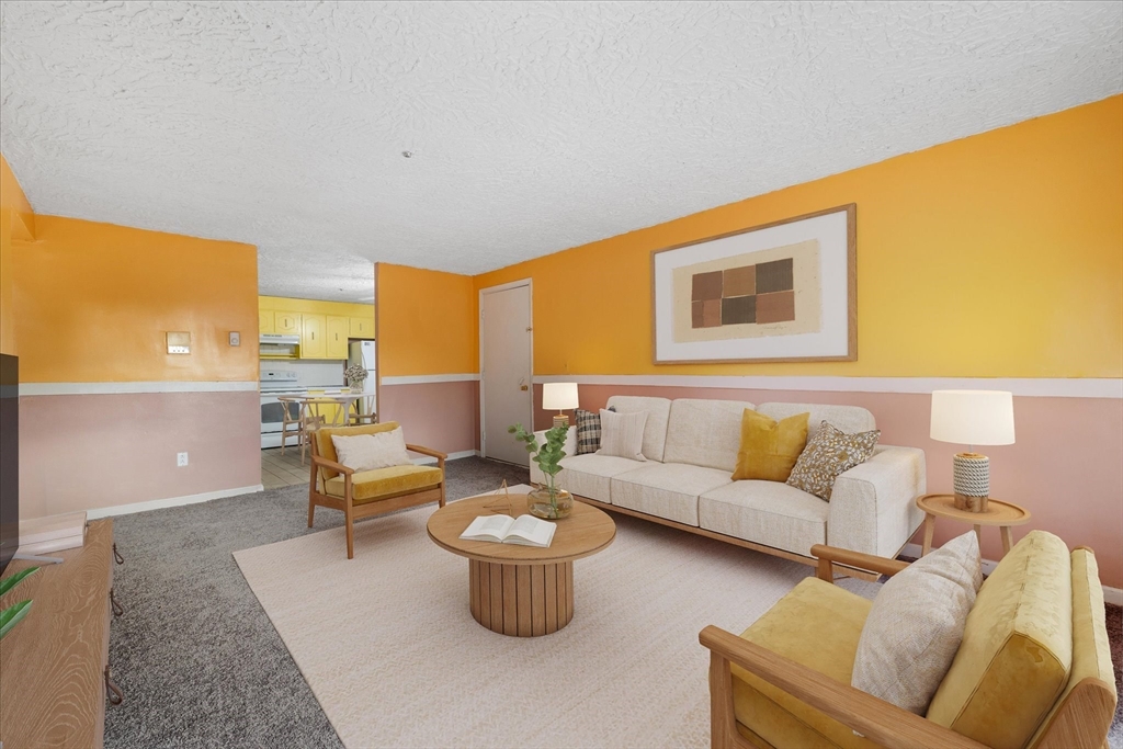 310 Codman Hill Rd, Boxborough, Massachusetts, 2 Bedrooms Bedrooms, 5 Rooms Rooms,1 BathroomBathrooms,Residential,For Sale,Codman Hill Rd,73457579