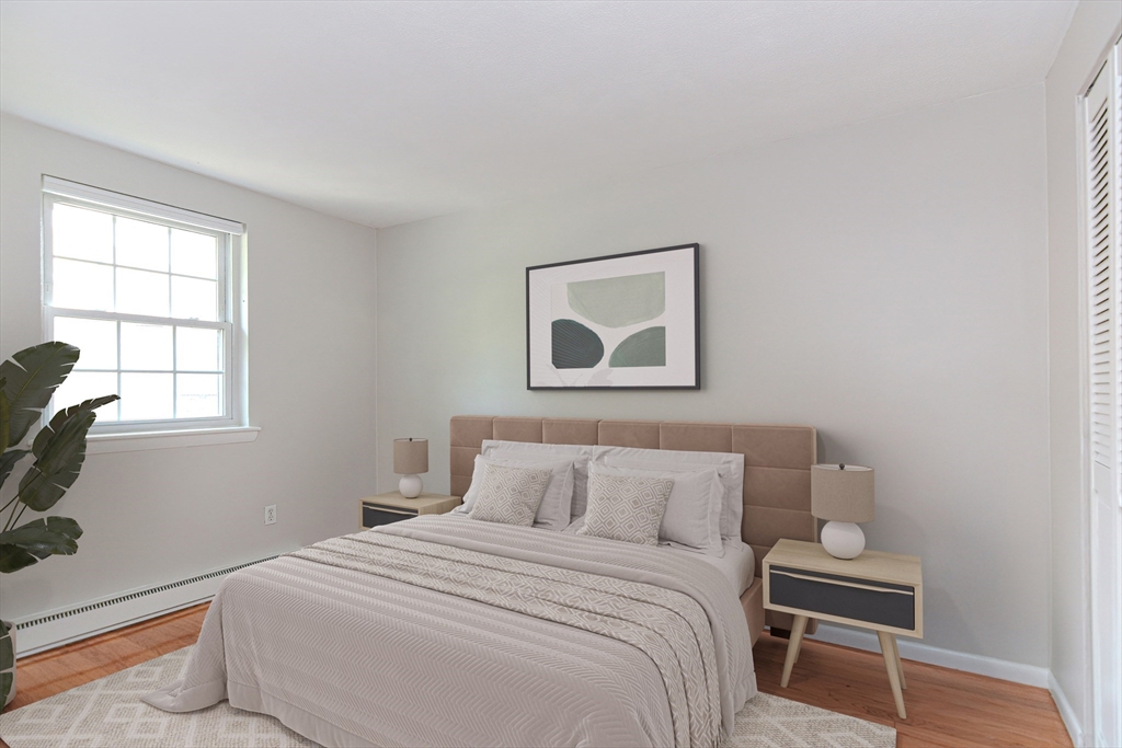 4 Colonial Village Dr, Arlington, Massachusetts, 2 Bedrooms Bedrooms, 4 Rooms Rooms,1 BathroomBathrooms,Residential Lease,For Rent,Colonial Village Dr,73457584