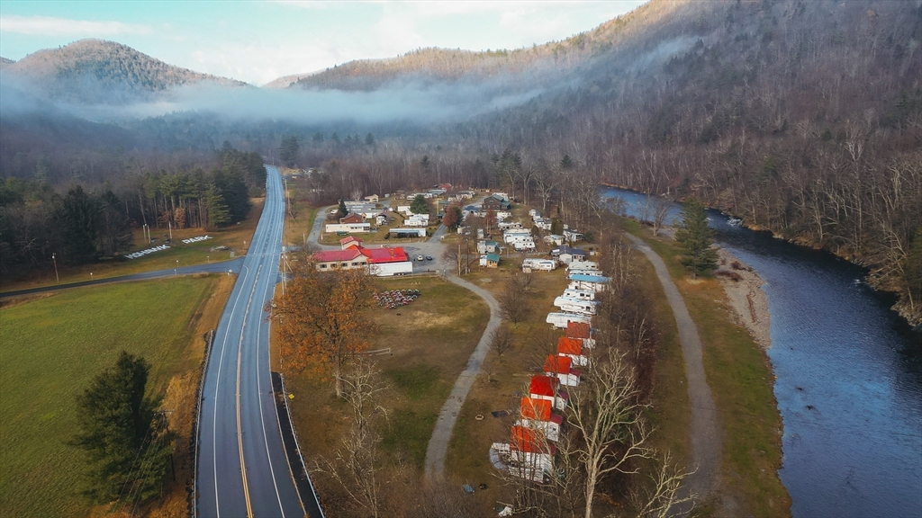 559 Tea St, Charlemont, Massachusetts, 4 Bedrooms Bedrooms, 8 Rooms Rooms,2 BathroomsBathrooms,Residential,For Sale,Tea St,73457453