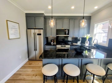 93 Grove Street, Fall River, Massachusetts, 2 Bedrooms Bedrooms, 3 Rooms Rooms,1 BathroomBathrooms,Residential Lease,For Rent,Grove Street,73452138