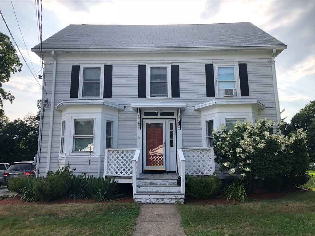 27 Pleasant St, Middleton, Massachusetts, 2 Bedrooms Bedrooms, 4 Rooms Rooms,1 BathroomBathrooms,Residential Lease,For Rent,Pleasant St,73457512