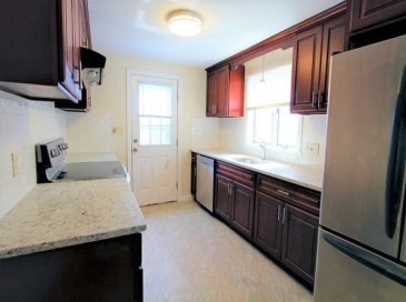 27 Fallon Court, Quincy, Massachusetts, 3 Bedrooms Bedrooms, 6 Rooms Rooms,1.5 BathroomsBathrooms,Residential Lease,For Rent,Fallon Court,73390837