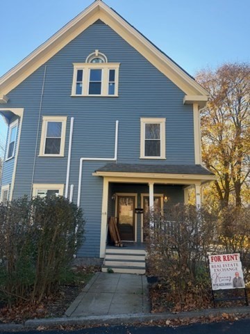 26 Hawes, Fitchburg, Massachusetts, 5 Bedrooms Bedrooms, 8 Rooms Rooms,1 BathroomBathrooms,Residential Lease,For Rent,Hawes,73457539