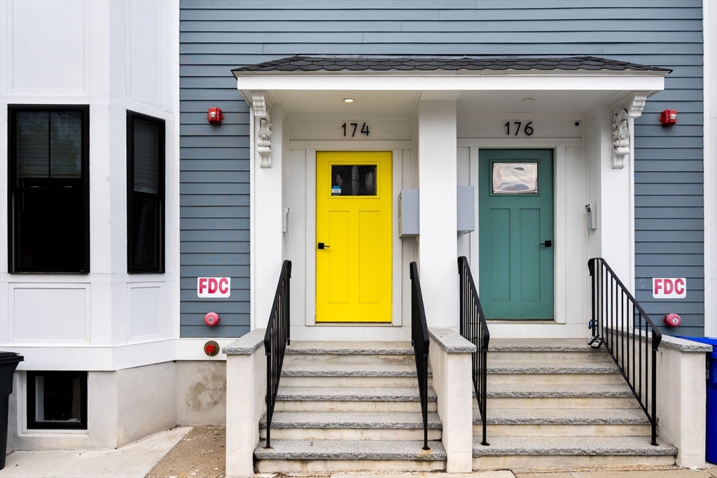 174 W 7th St., Boston, Massachusetts, 1 Bedroom Bedrooms, 4 Rooms Rooms,1 BathroomBathrooms,Residential Lease,For Rent,W 7th St.,73456923