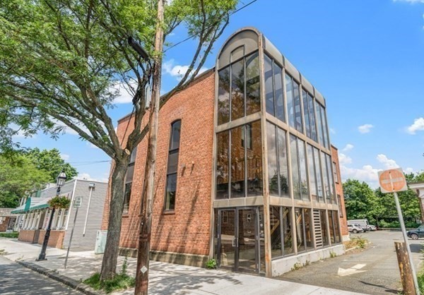 49 Lowell St, Peabody, Massachusetts, ,Commercial Sale,For Sale,Lowell St,73328809