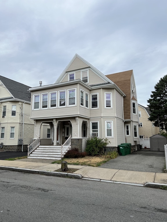 9 Yale Street, Medford, Massachusetts, 3 Bedrooms Bedrooms, 7 Rooms Rooms,1 BathroomBathrooms,Residential Lease,For Rent,Yale Street,73399533