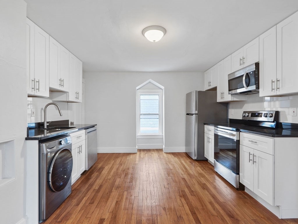 22 Orchard St., Cambridge, Massachusetts, 2 Bedrooms Bedrooms, 4 Rooms Rooms,1 BathroomBathrooms,Residential Lease,For Rent,Orchard St.,73401135