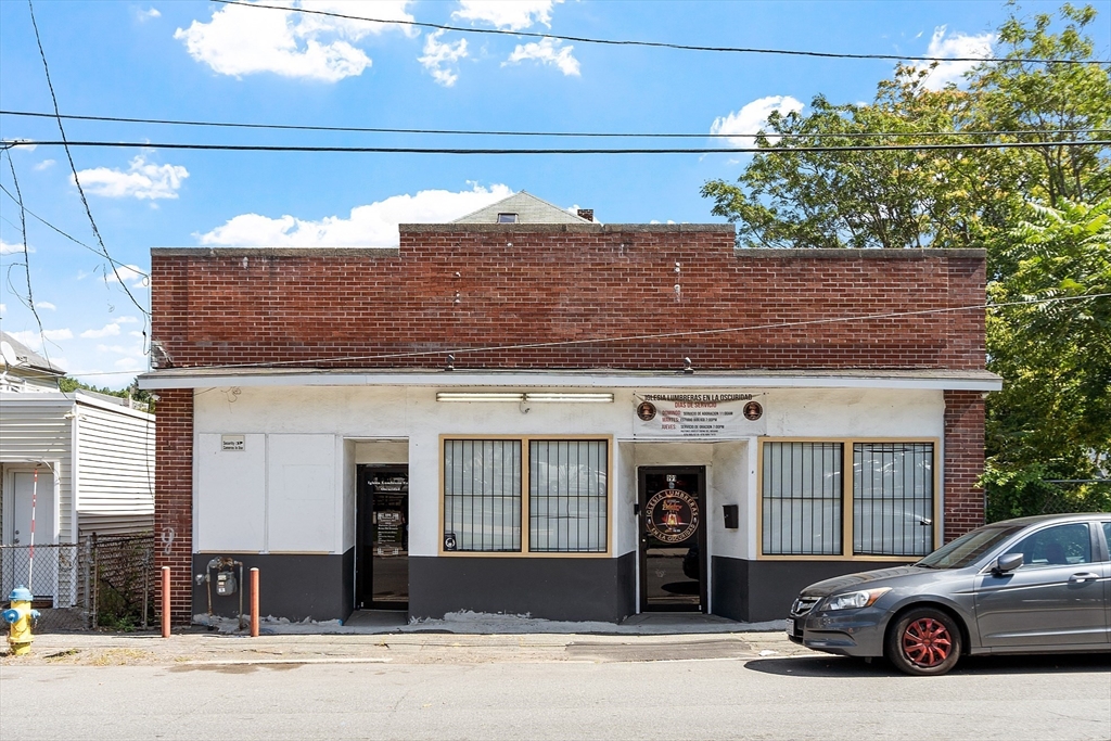 191-193 Newbury, Lawrence, Massachusetts, ,Commercial Sale,For Sale,Newbury,73428606