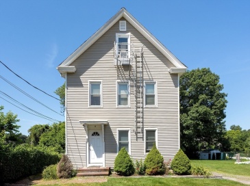 14 Crapo St, Taunton, Massachusetts, 7 Bedrooms Bedrooms, 15 Rooms Rooms,3 BathroomsBathrooms,Residential Income,For Sale,Crapo St,73402299