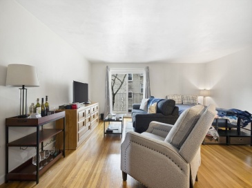 39 Englewood Ave, Boston, Massachusetts, 1 Bedroom Bedrooms, 2 Rooms Rooms,1 BathroomBathrooms,Residential Lease,For Rent,Englewood Ave,73458604