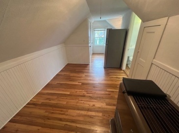 24 Circuit, New Bedford, Massachusetts, 1 Bedroom Bedrooms, 3 Rooms Rooms,1 BathroomBathrooms,Residential Lease,For Rent,Circuit,73451613
