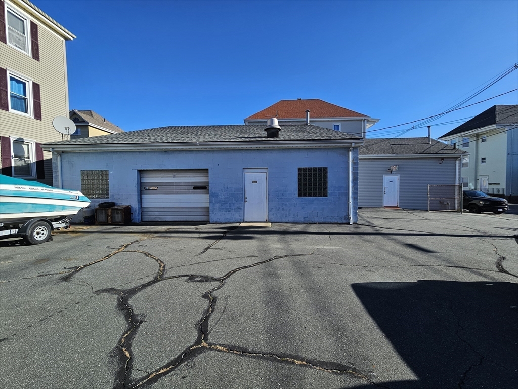 161 Earle St, New Bedford, Massachusetts, ,Commercial Sale,For Sale,Earle St,73458667