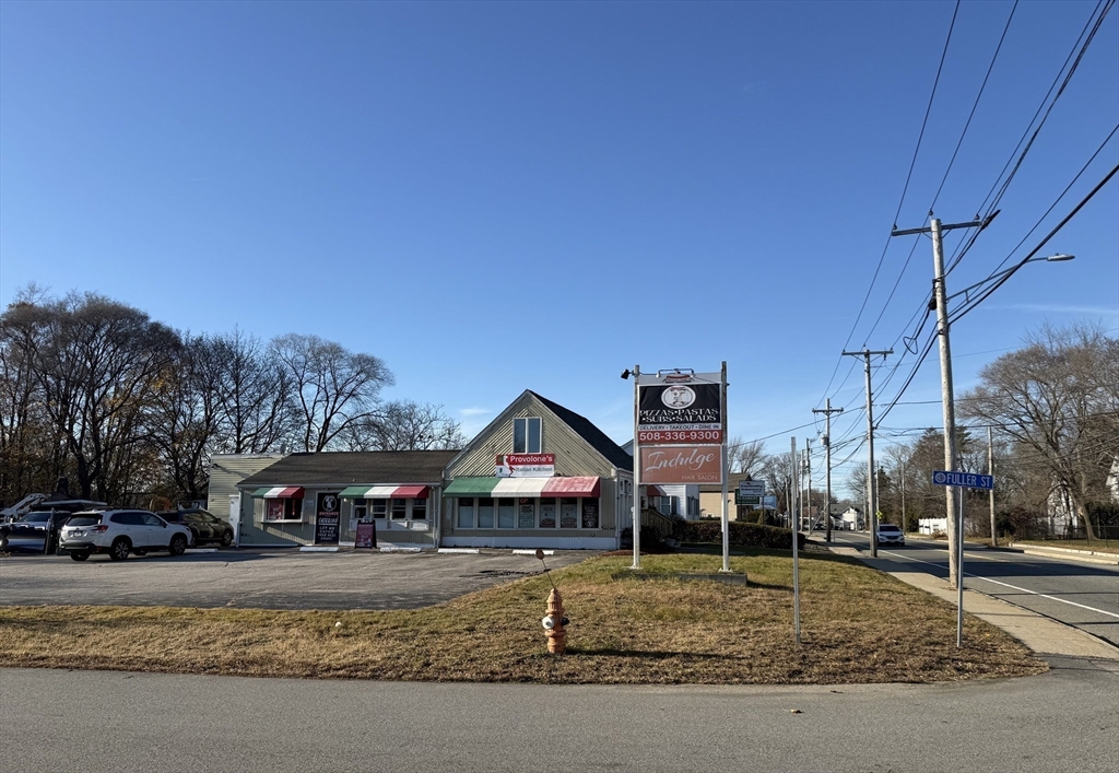 717 Fall River Ave, Seekonk, Massachusetts, ,Business Opportunity,For Sale,Fall River Ave,73458673