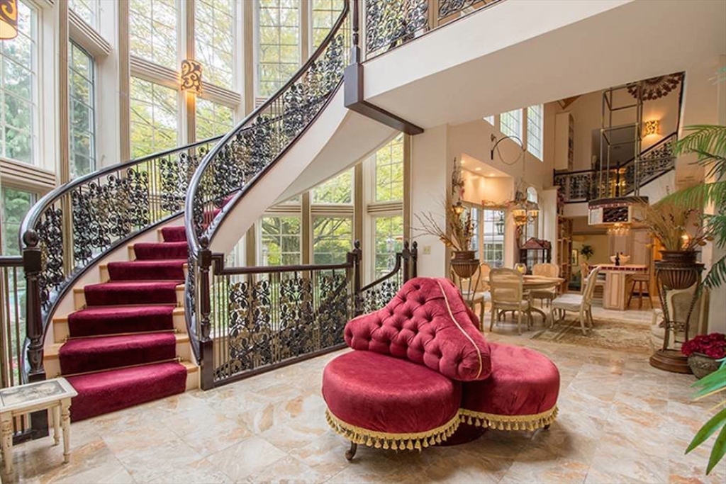 87 East Holland Road, Brimfield, Massachusetts, 7 Bedrooms Bedrooms, 17 Rooms Rooms,8 BathroomsBathrooms,Residential,For Sale,East Holland Road,73452347