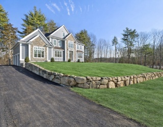 1 Osprey Ct, Rowley, Massachusetts, 4 Bedrooms Bedrooms, 10 Rooms Rooms,2.5 BathroomsBathrooms,Residential,For Sale,Osprey Ct,73454924