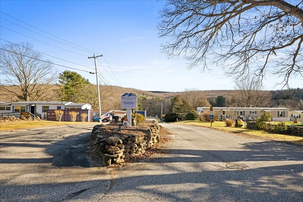 21 Ash Ln, Wales, Massachusetts, 2 Bedrooms Bedrooms, 4 Rooms Rooms,1 BathroomBathrooms,Residential,For Sale,Ash Ln,73458439