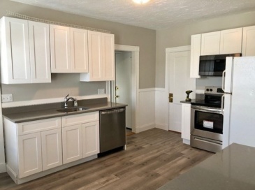 12 West St, Quincy, Massachusetts, 2 Bedrooms Bedrooms, 5 Rooms Rooms,1 BathroomBathrooms,Residential Lease,For Rent,West St,73402321