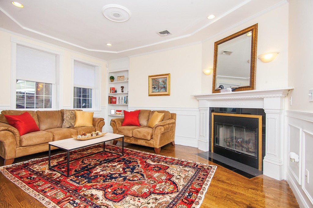 15 Harvard Street, Boston, Massachusetts, 3 Bedrooms Bedrooms, 5 Rooms Rooms,3 BathroomsBathrooms,Residential Lease,For Rent,Harvard Street,73403524