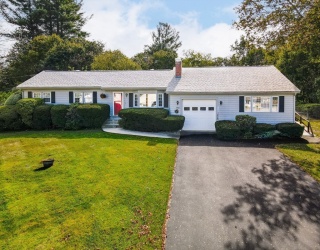 20 Doral Drive, Chelmsford, Massachusetts, 4 Bedrooms Bedrooms, 10 Rooms Rooms,2.5 BathroomsBathrooms,Residential,For Sale,Doral Drive,73458077