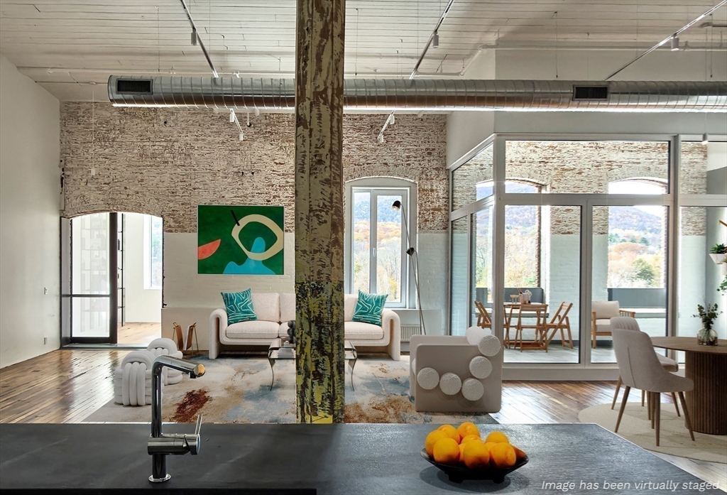 520 State Road, North Adams, Massachusetts, 2 Bedrooms Bedrooms, 5 Rooms Rooms,2 BathroomsBathrooms,Residential,For Sale,State Road,73456034