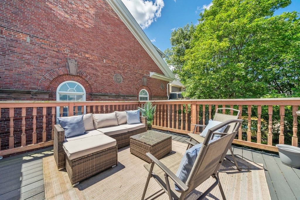 89 I Street, Boston, Massachusetts, 1 Bedroom Bedrooms, 3 Rooms Rooms,1 BathroomBathrooms,Residential Lease,For Rent,I Street,73410757