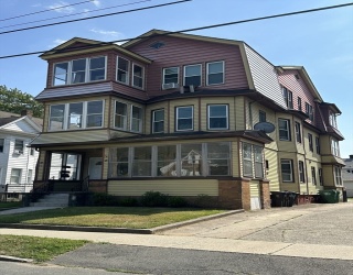 46-48 St. James Ave, Chicopee, Massachusetts, 2 Bedrooms Bedrooms, 5 Rooms Rooms,1 BathroomBathrooms,Residential Lease,For Rent,St. James Ave,73409503