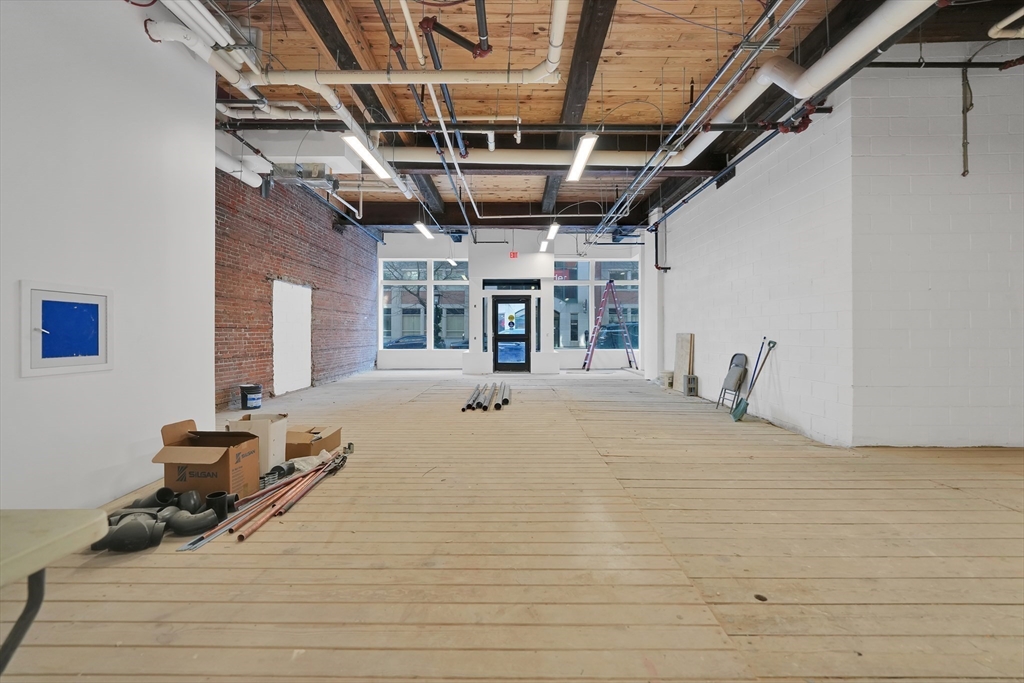 127 Union St, New Bedford, Massachusetts, ,Commercial Lease,For Rent,Union St,73458784