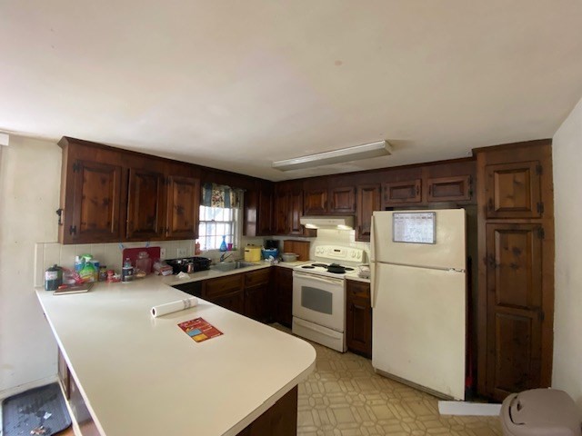 46 Pond Circle, Mashpee, Massachusetts, 4 Bedrooms Bedrooms, 8 Rooms Rooms,2.5 BathroomsBathrooms,Residential,For Sale,Pond Circle,73458313