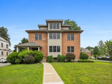 93 W Emerson, Melrose, Massachusetts, 1 Bedroom Bedrooms, 3 Rooms Rooms,1 BathroomBathrooms,Residential Lease,For Rent,W Emerson,73405243 93 W Emerson, Melrose, Massachusetts, 1 Bedroom Bedrooms, 3 Rooms Rooms,1 BathroomBathrooms,Residential Lease,For Rent,W Emerson,73405243