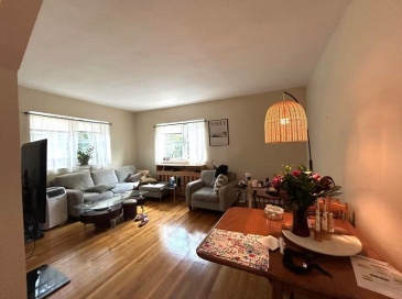 1834 Beacon, Brookline, Massachusetts, 2 Bedrooms Bedrooms, 4 Rooms Rooms,1 BathroomBathrooms,Residential Lease,For Rent,Beacon,73412748 1834 Beacon, Brookline, Massachusetts, 2 Bedrooms Bedrooms, 4 Rooms Rooms,1 BathroomBathrooms,Residential Lease,For Rent,Beacon,73412748