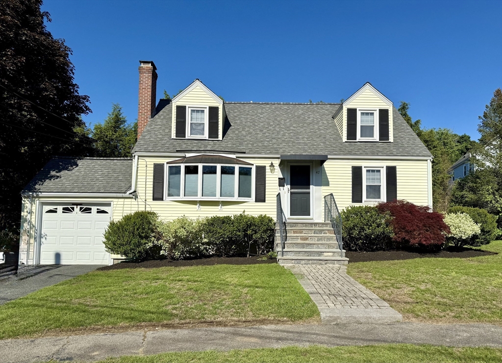 47 Circuit Lane, Waltham, Massachusetts, 3 Bedrooms Bedrooms, 6 Rooms Rooms,2 BathroomsBathrooms,Residential Lease,For Rent,Circuit Lane,73382721