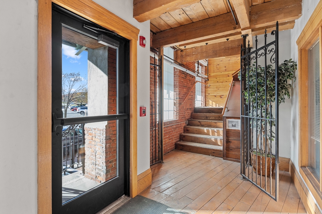 100 Grove St, Worcester, Massachusetts, ,Commercial Lease,For Rent,Grove St,73459054