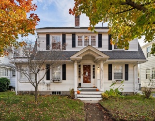 297 Billings St., Quincy, Massachusetts, 4 Bedrooms Bedrooms, 11 Rooms Rooms,2 BathroomsBathrooms,Residential Income,For Sale,Billings St.,73454105