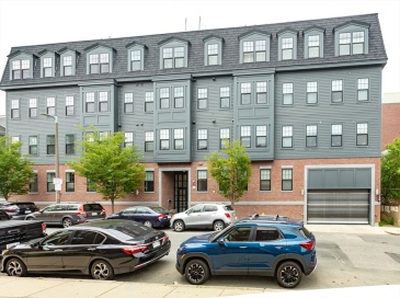 30 Polk Street, Boston, Massachusetts, 2 Bedrooms Bedrooms, 4 Rooms Rooms,2 BathroomsBathrooms,Residential Lease,For Rent,Polk Street,73459460