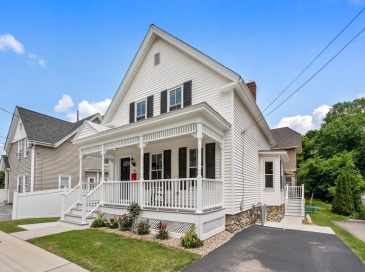 16 Devens St, Marlborough, Massachusetts, 3 Bedrooms Bedrooms, 10 Rooms Rooms,2.5 BathroomsBathrooms,Residential Lease,For Rent,Devens St,73453069