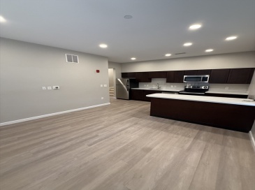 6 Chatham Street, Worcester, Massachusetts, 1 Bedroom Bedrooms, 2 Rooms Rooms,1 BathroomBathrooms,Residential Lease,For Rent,Chatham Street,73459462