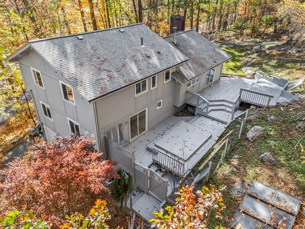 245 Brewer Street, Northborough, Massachusetts, 3 Bedrooms Bedrooms, 10 Rooms Rooms,2.5 BathroomsBathrooms,Residential,For Sale,Brewer Street,73455232