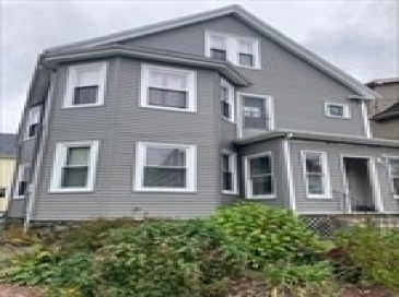 72 Adams Street, Waltham, Massachusetts, 2 Bedrooms Bedrooms, 3 Rooms Rooms,1 BathroomBathrooms,Residential Lease,For Rent,Adams Street,73450752